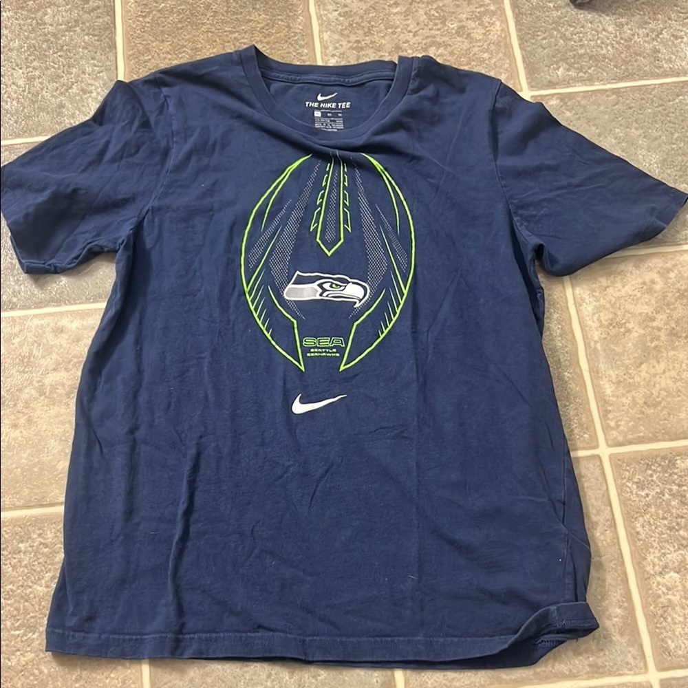Nike Navy Tee with Green Graphic